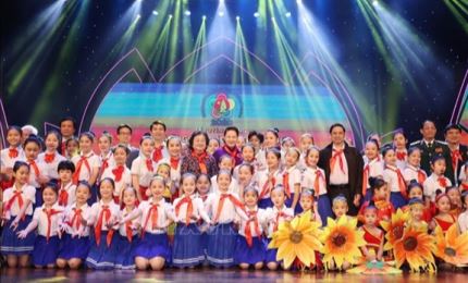 В Ханое прошла общереспубликанская церемония чествования лауреатов звания «Достойный внук Дядюшки Хо»